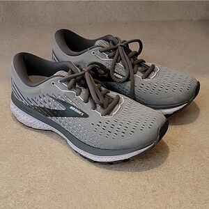 Brooks Ghost 13 Running Shoes